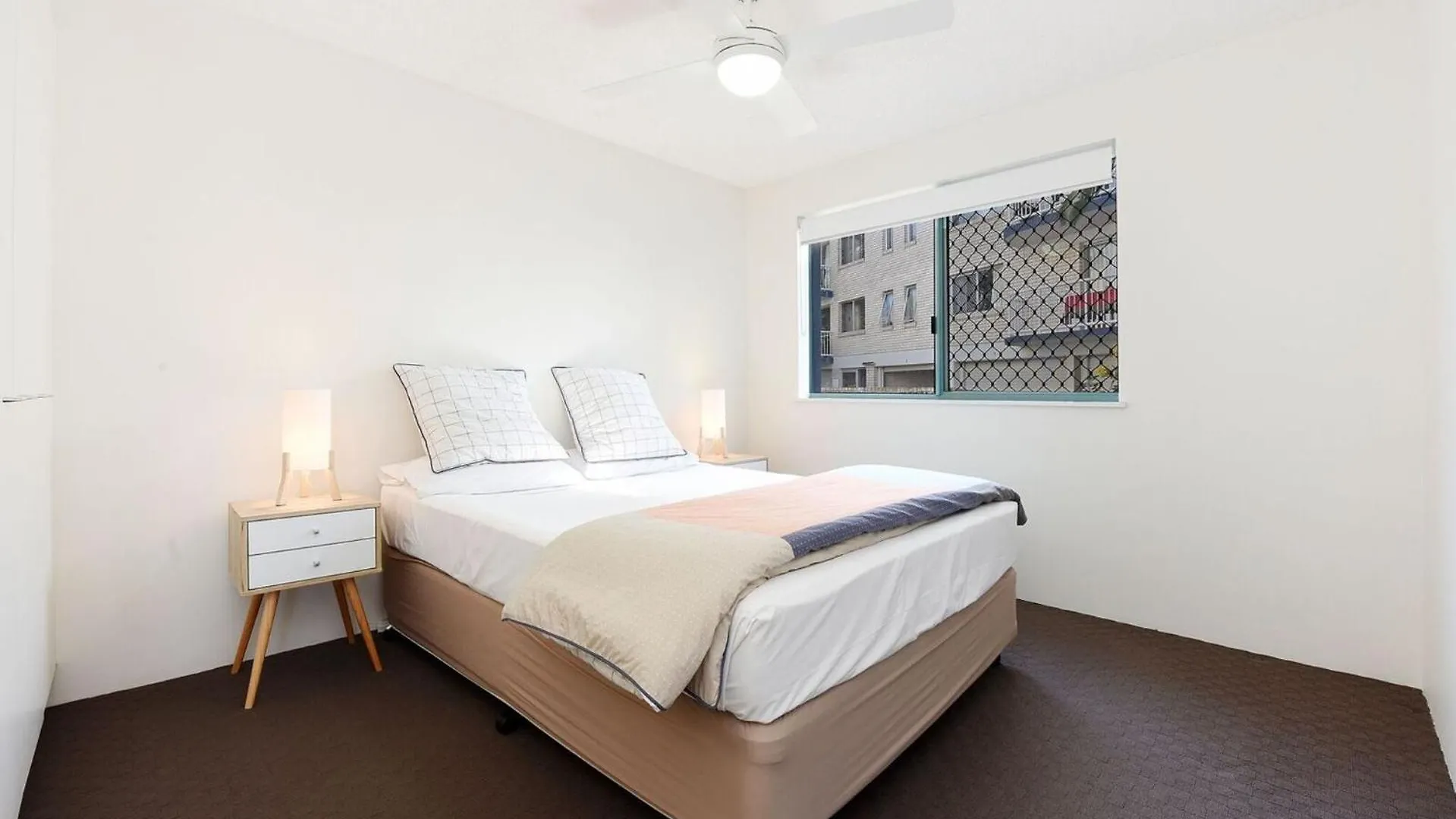 Lindomare Unit 2, 11 Orvieto Tce, Kings Beach Caloundra 0*,  Austrálie